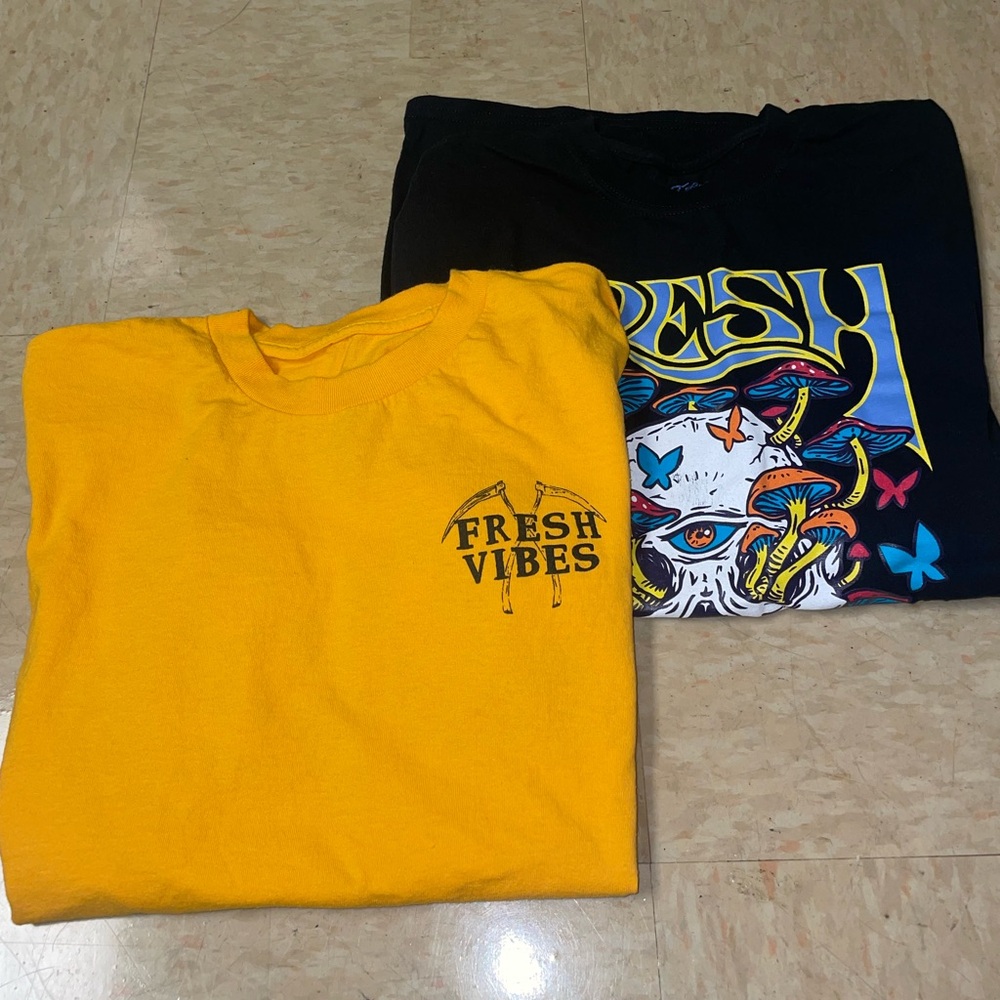 lot of 2 fresh vibes t-shirts